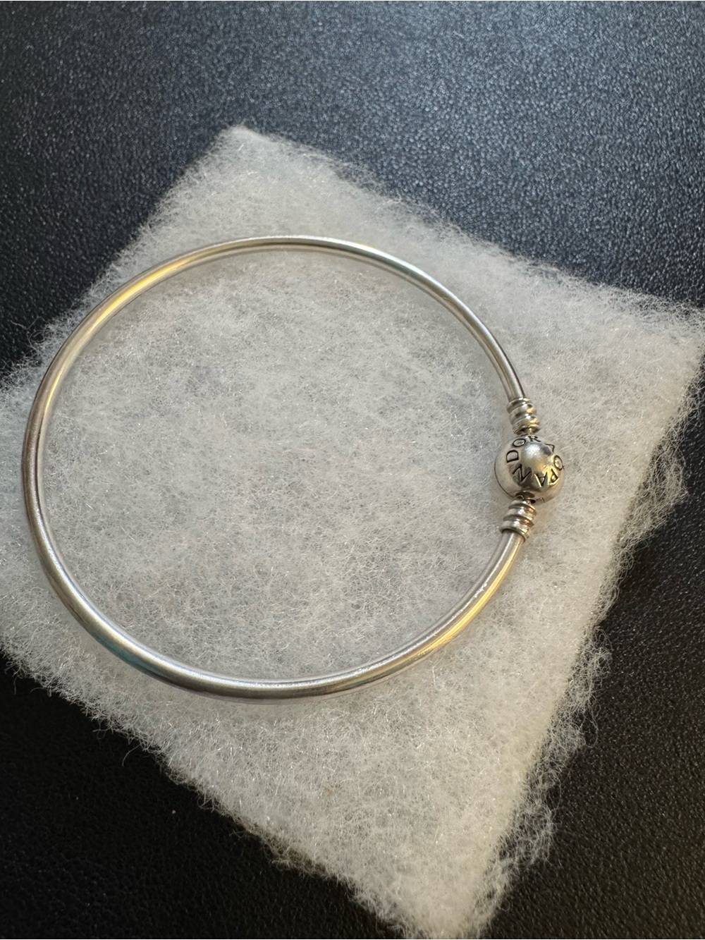 Pandora Silver Tone Round Clasp Bangle Bracelet - Picture 2 of 2